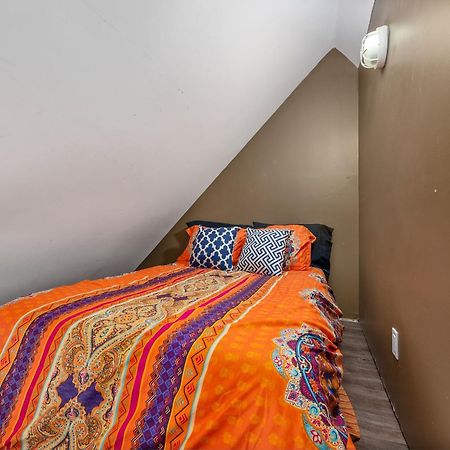 Boho-Inspired Haven With Free Park Apartment Houston Bagian luar foto